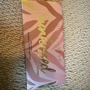 Violet Voss sun kissed eye shadow pallet NIB